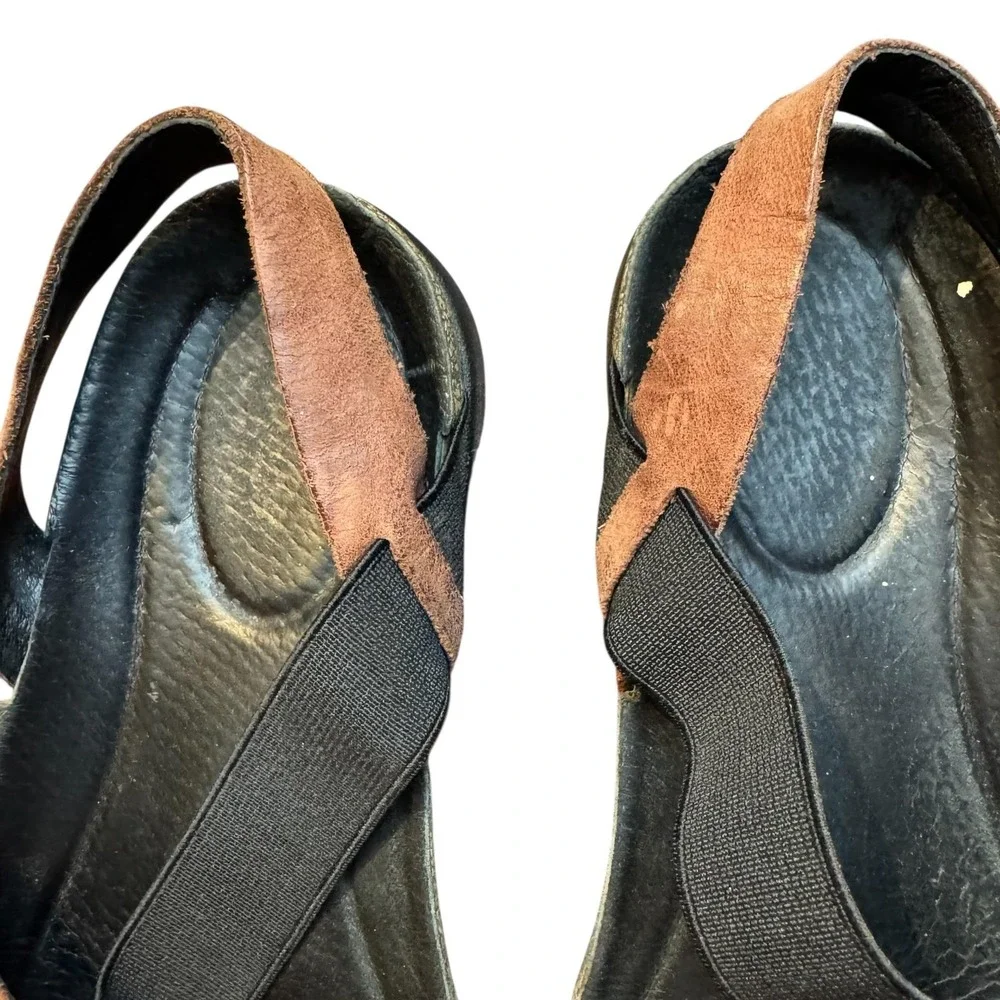 KEEN Sandals Womens Size 7 Brown Leather Slingback‎ Strappy Elastic Cork Footbed